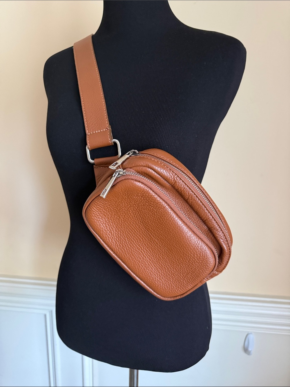 Isadora Brown Genuine Leather Crossbody Bag